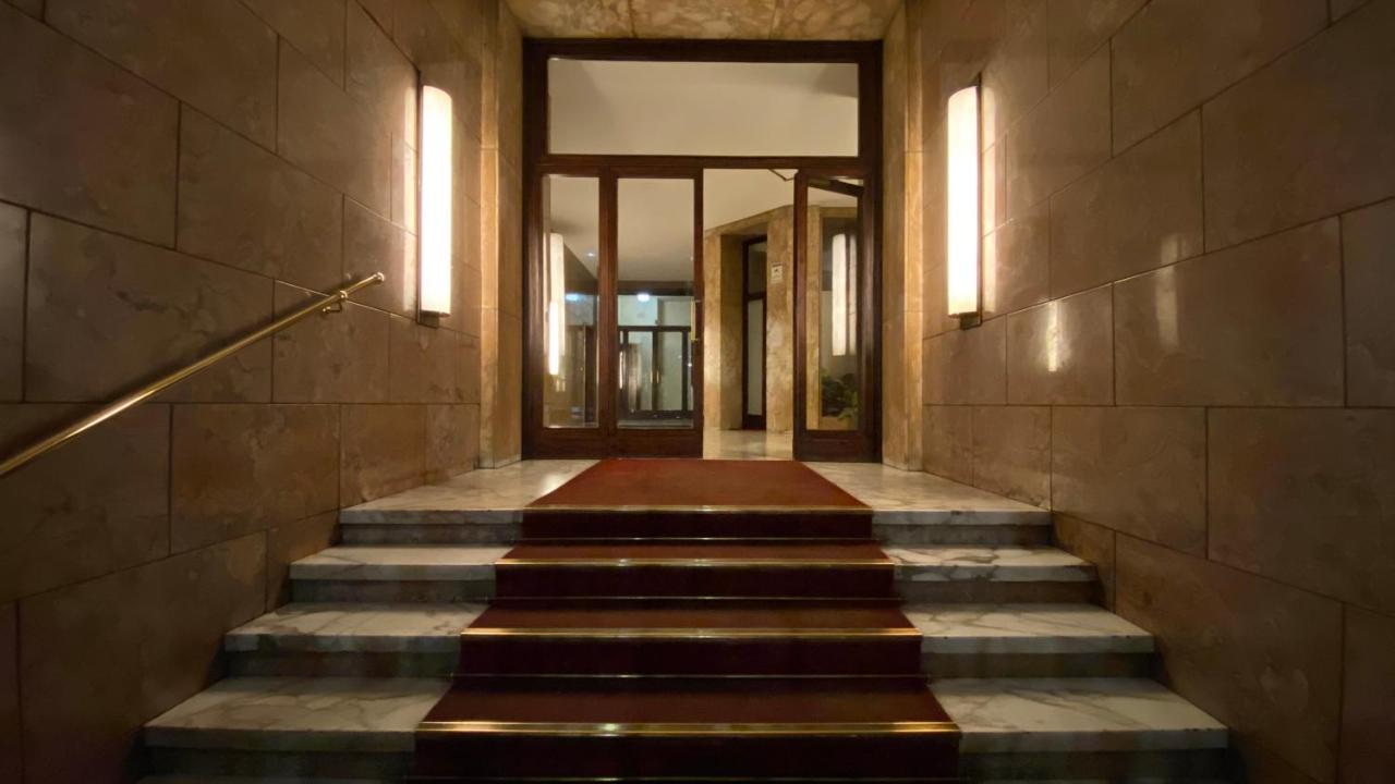 Bnb Capital Milano Central Station - Red Exterior photo
